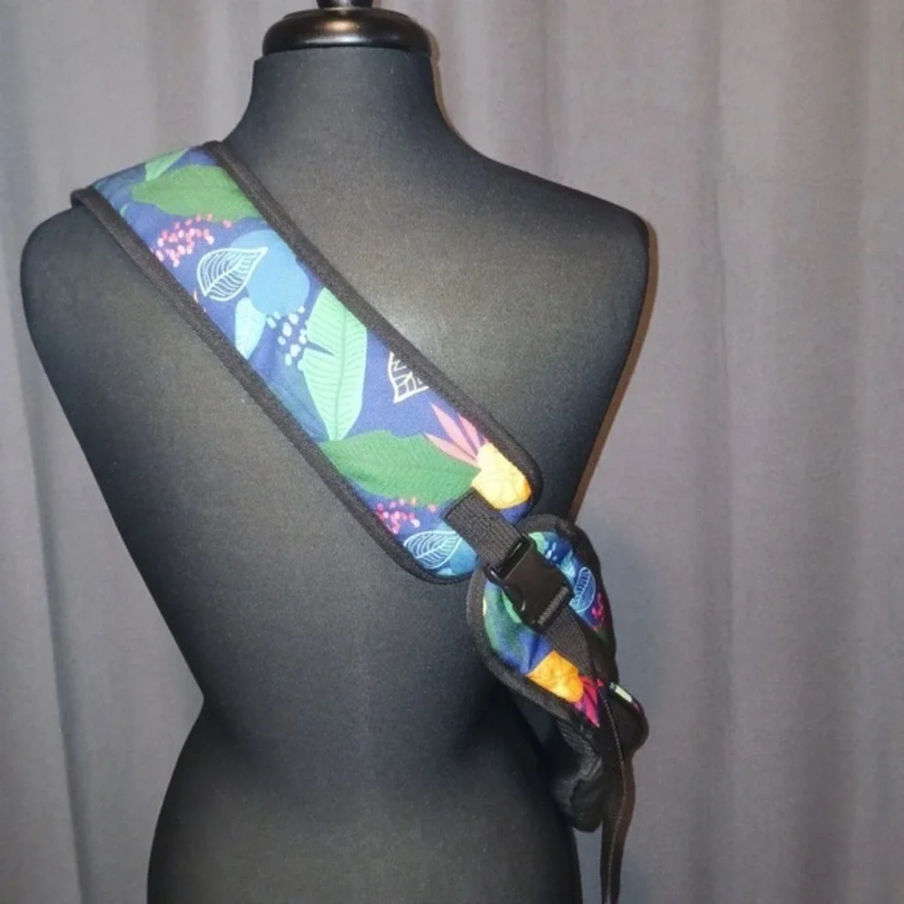 Fanfaree Pet Sling Dog‎ Carrier Bag Tropical Floral Blue Mesh Pocket